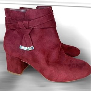 Takiso, Kelly & Katie Ankle Booties in Burgundy Women’s Size 11W